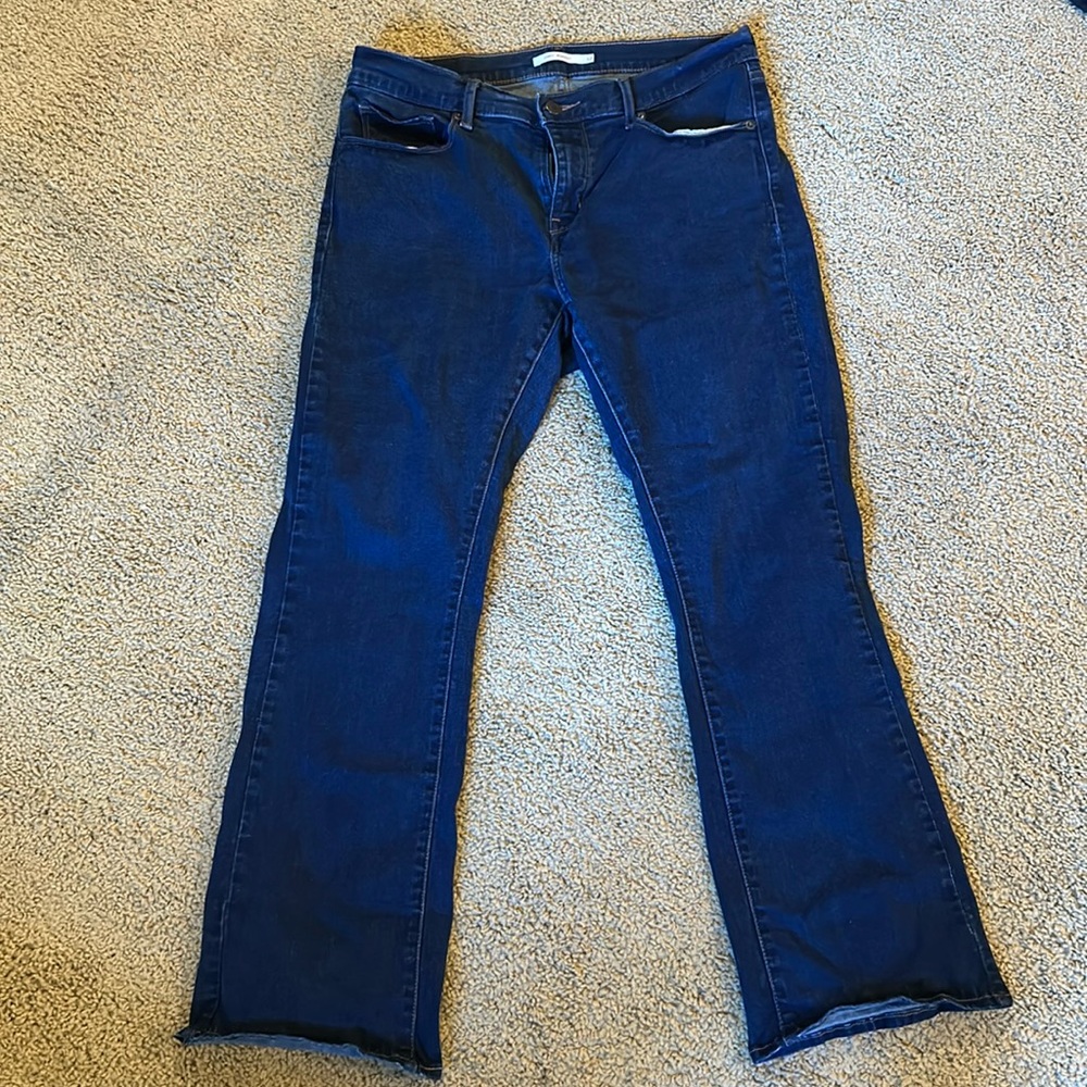 Levi Strauss and Co Jean
